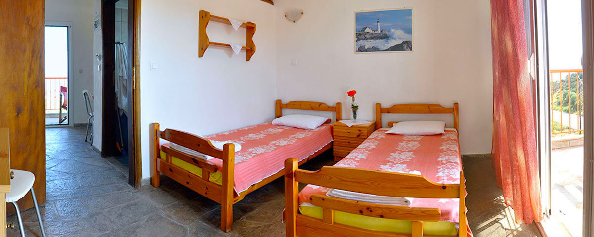 ARIS PENSION LOUTRA AGIA PARASKEVI HALKIDKI 7